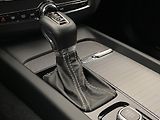 Volvo XC60 D4 AWD R-DESIGN AUT - náhled 27