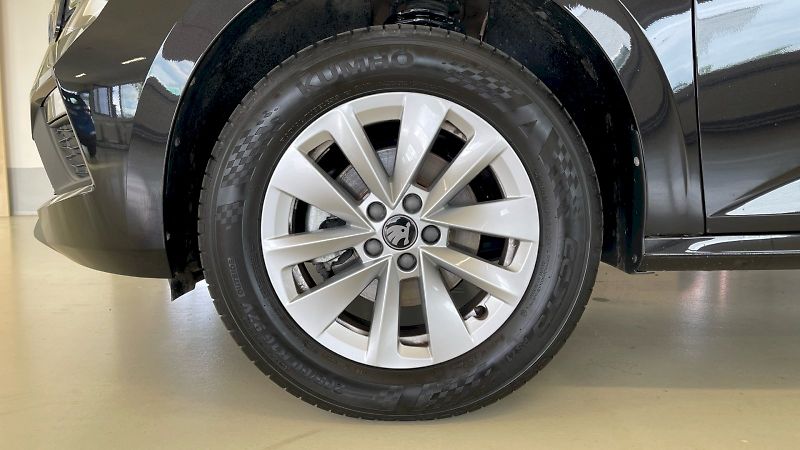 Škoda Kamiq (2025) Selection 1.0TSI 85kw - fotka 9 z 28