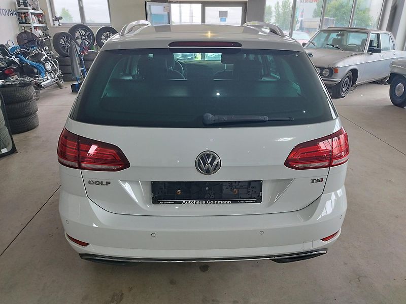 Volkswagen Golf (2017) TSI,92KW,FULL,LED,19ALU,TAŽNÝ - fotka 8 z 39