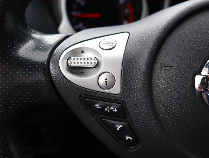 Nissan Juke (2015) 1.2 DIG-T, Navi, Tempomat - fotka 17 z 20