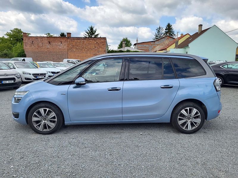 Citroën Grand C4 Picasso 2.0 eHDi autom EXCLUSIVE 7míst - fotka 2 z 48