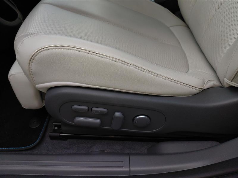 Hyundai Ioniq 5 POWER4×2 STYLE PREM TECH - fotka 23 z 27