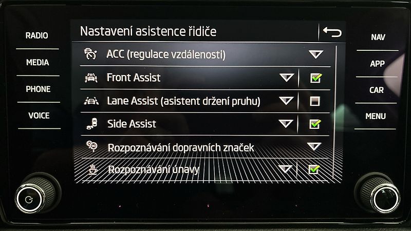 Škoda Kodiaq 2.0 TDI DSG 4x4 L&K - fotka 29 z 32