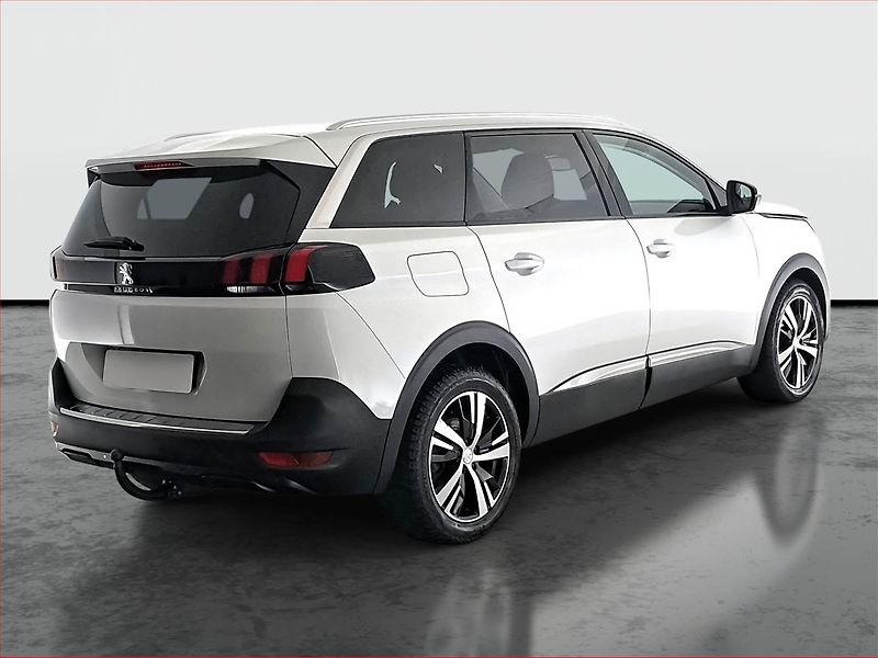 Peugeot 5008 (2019) Access PureTech 130, 7 míst - fotka 5 z 18