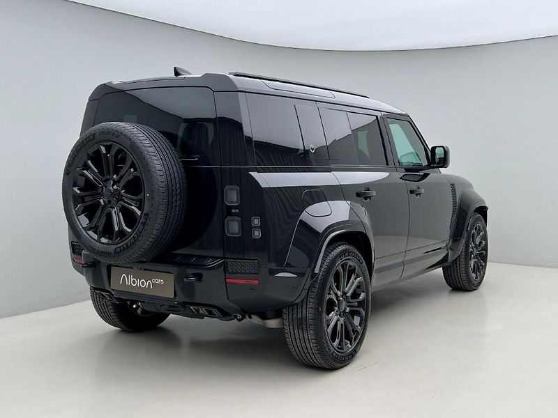 Land Rover Defender (2026) 110 P635 OCTA BLACK AWD AUT - fotka 6 z 63