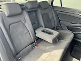 Volkswagen Golf Variant (2022) 1,5TSi 110kW STYLE DSG - náhled 32