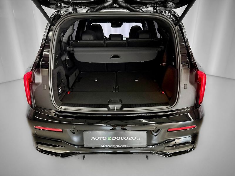 Mercedes-Benz GLB 8G-eDCT 4MATIC AMG, PANORAMA, - fotka 26 z 27