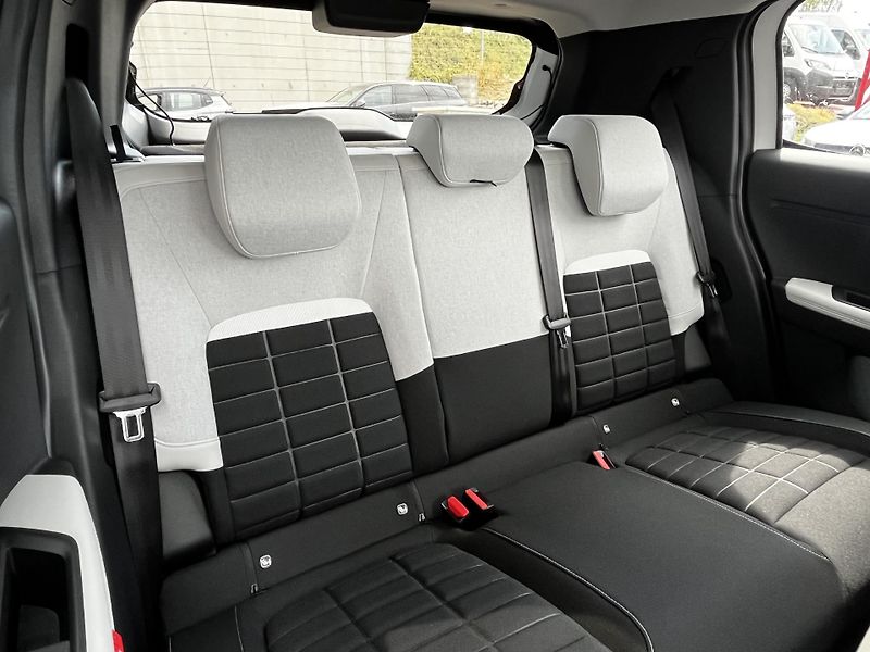 Citroën C3 (2026) MAX Turbo 100k Manual  - fotka 25 z 25