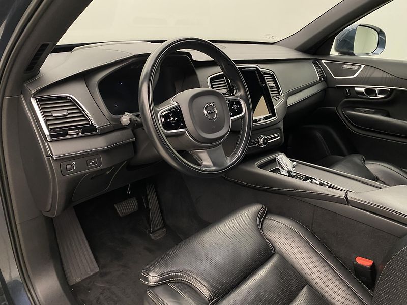 Volvo XC90 B5 AWD INSCRIPTION 7Míst - fotka 36 z 55