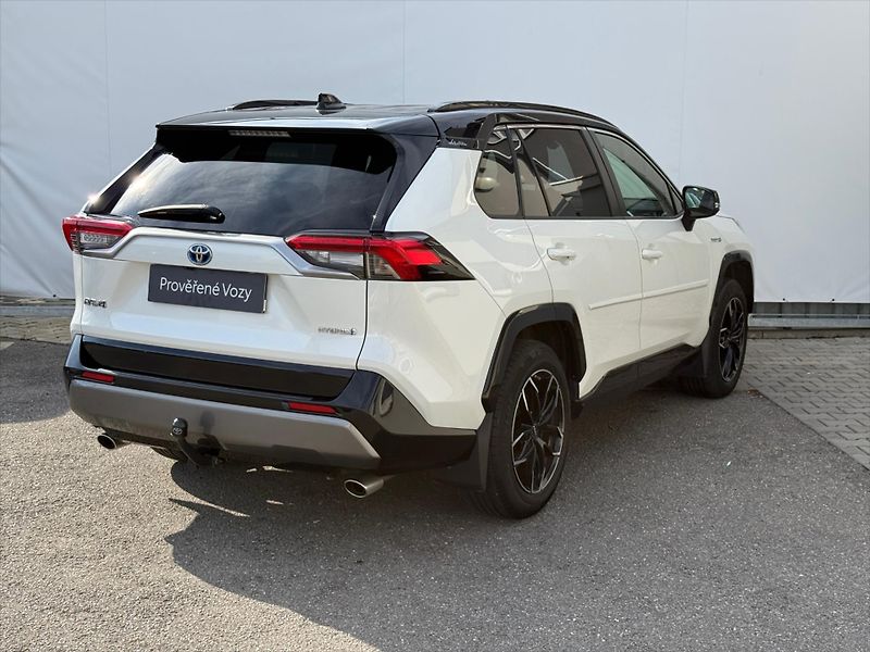 Toyota RAV4 2,5 Selection, 4x4, Hybrid - fotka 4 z 20