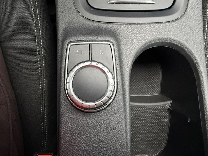 Mercedes-Benz Třídy B B 180 CDi 80kW - fotka 24 z 32