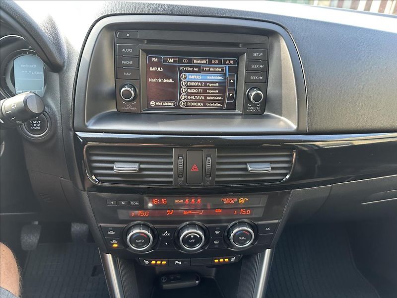 Mazda CX-5 2,0 Sports-Line 4x4 - fotka 16 z 35