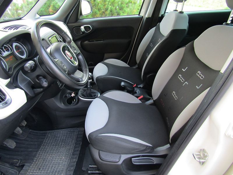 Fiat 500L (2013) 1.6 JTD 77kW - fotka 19 z 43