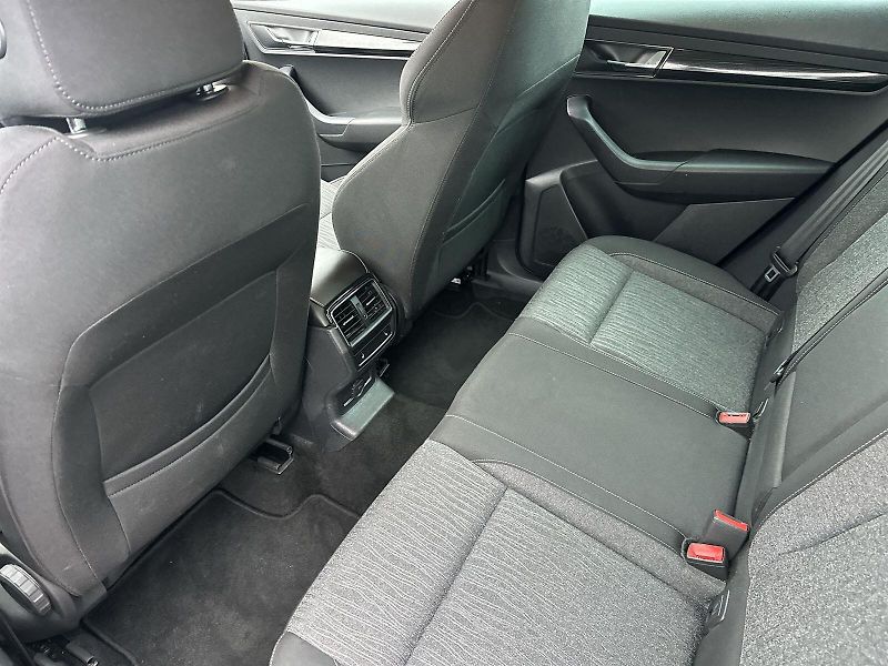 Škoda Karoq (2020) 2.0 TDI Style - fotka 8 z 28