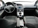 Peugeot 5008 (2011) 1.6 HDi, ČR, AAC - náhled 8
