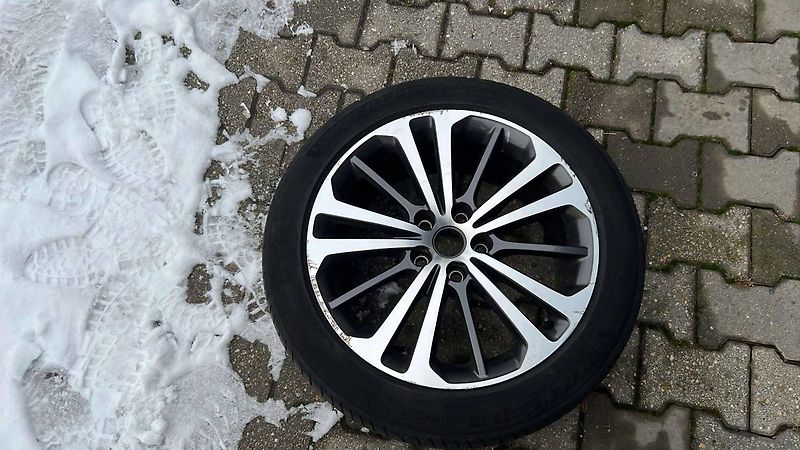 Opel Insignia Sports Tourer Innovation D 2.0 - fotka 29 z 32