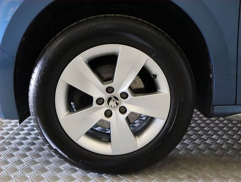 Škoda Kamiq (2020) Ambition 1.0 TSI, ČR,1.maj - fotka 15 z 26