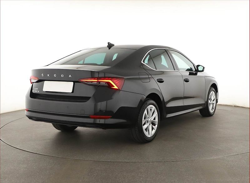 Škoda Octavia (2022) Style 2.0 TDI - fotka 5 z 19