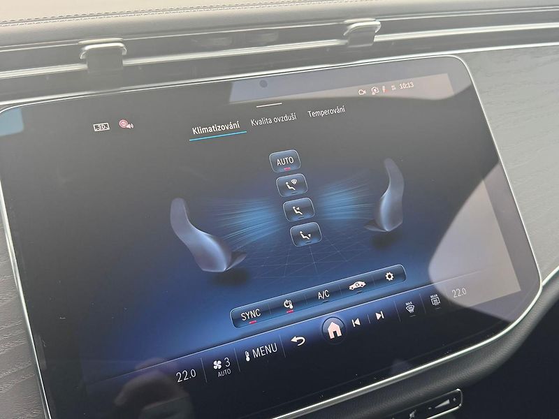 Mercedes-Benz Třídy E (2025) E 300 de 4MATIC kombi - fotka 21 z 26