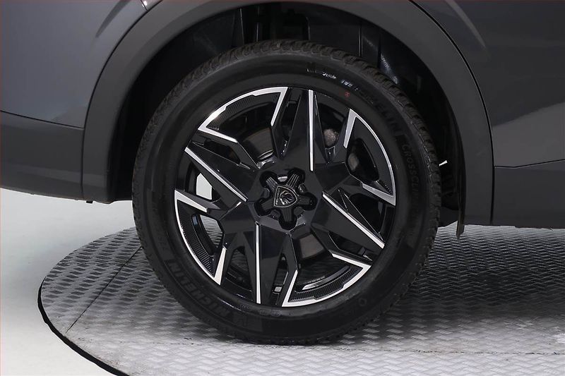 Peugeot 5008 (2025) Allure PureTech 130 - fotka 15 z 20