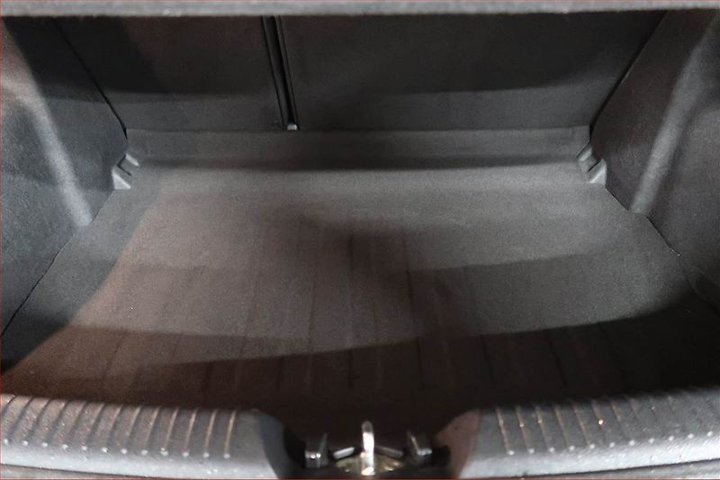 Kia Ceed (2018) 1.4 CVVT, ČR,1.maj, Serv.kniha - fotka 13 z 15