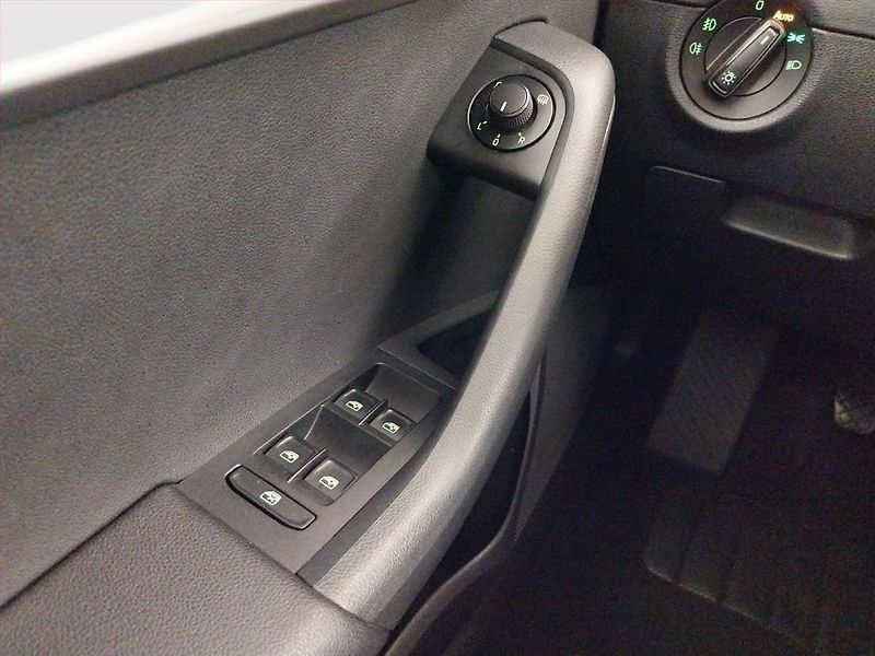 Škoda Octavia (2016) Joy 2.0 TDI, 4X4, Serv.kniha - fotka 18 z 21