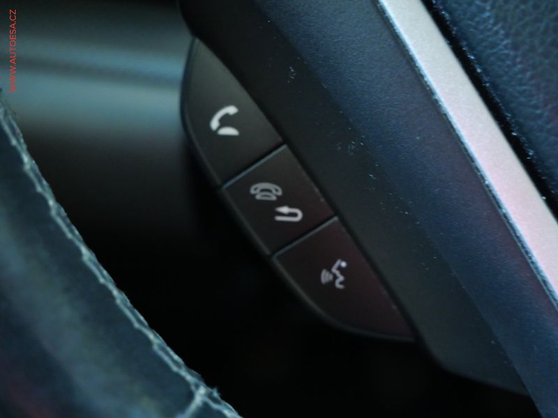 Honda CR-V (2016) 2.0i 4WD, ČR, Comfort - fotka 16 z 24