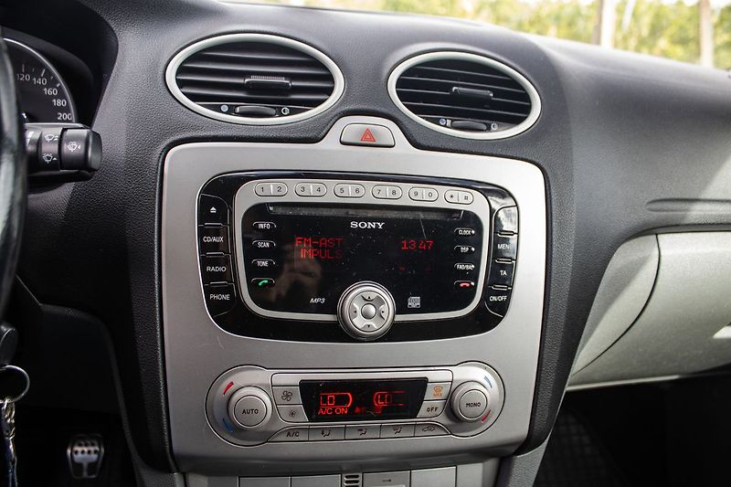 Ford Focus - fotka 17 z 19