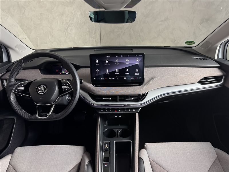 Škoda Enyaq 80 Family Plus Matrix Assist - fotka 17 z 49