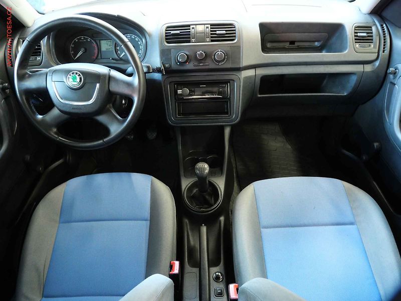 Škoda Roomster (2008) 1.2i, AC, TZ, STK7/28 - fotka 8 z 17