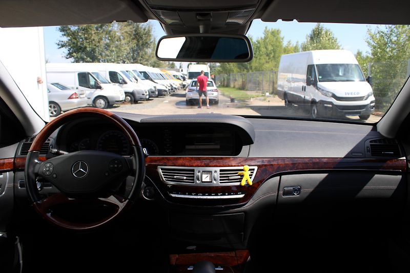Mercedes-Benz Třídy S S 500 CDI Long - fotka 13 z 30