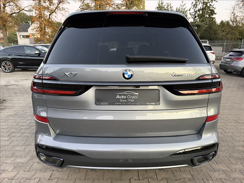 BMW X7 40d Msport X-drive - fotka 6 z 43