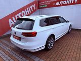 Volkswagen Passat 2.0 TDi DSG R-Line, ČR - náhled 6