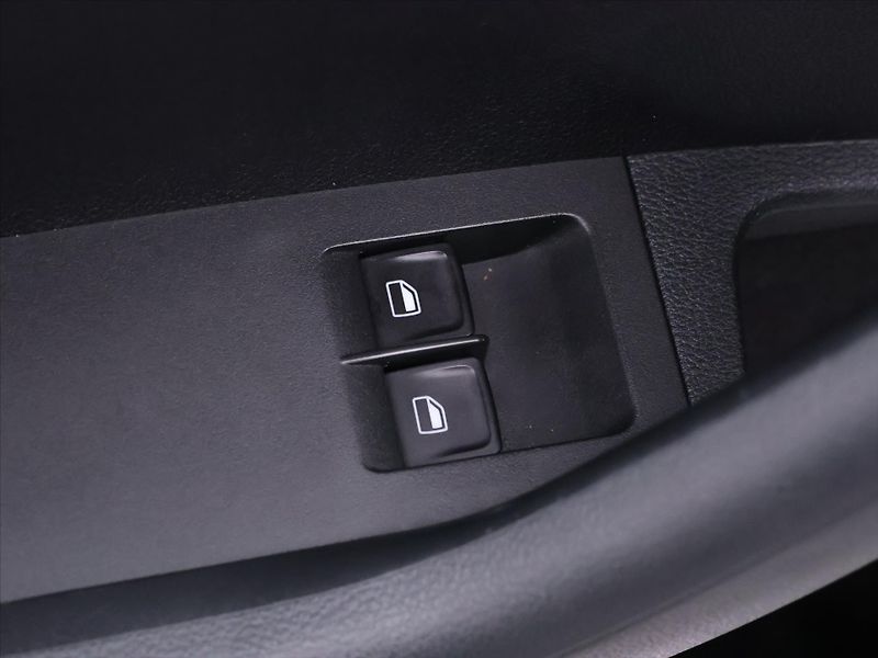 Škoda Octavia 1,6 TDI Ambition Xenon CZ DPH - fotka 16 z 31