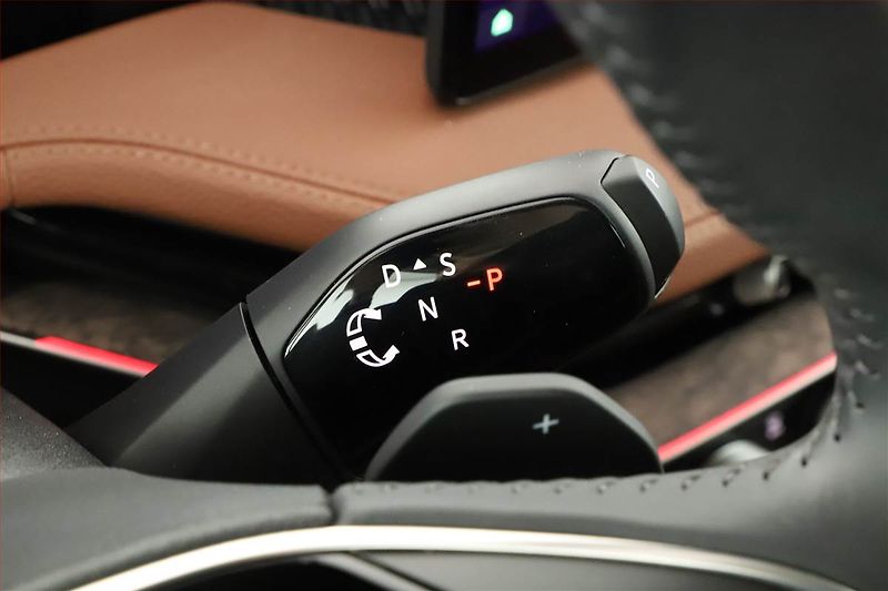 Škoda Superb (2025) 2.0 TDI, LAURIN & KLEMENT - fotka 10 z 31