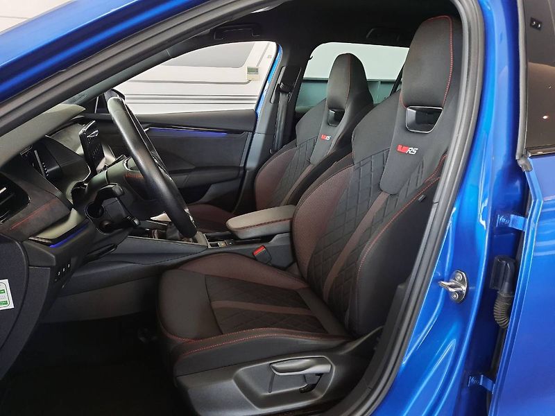 Škoda Octavia (2021) Combi RS 2.0 TSI (180kW/245k) - fotka 7 z 27