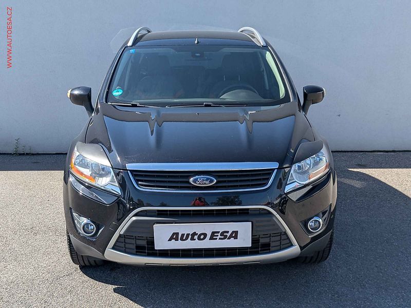 Ford Kuga (2010) 2.0 TDCi, AC - fotka 2 z 15