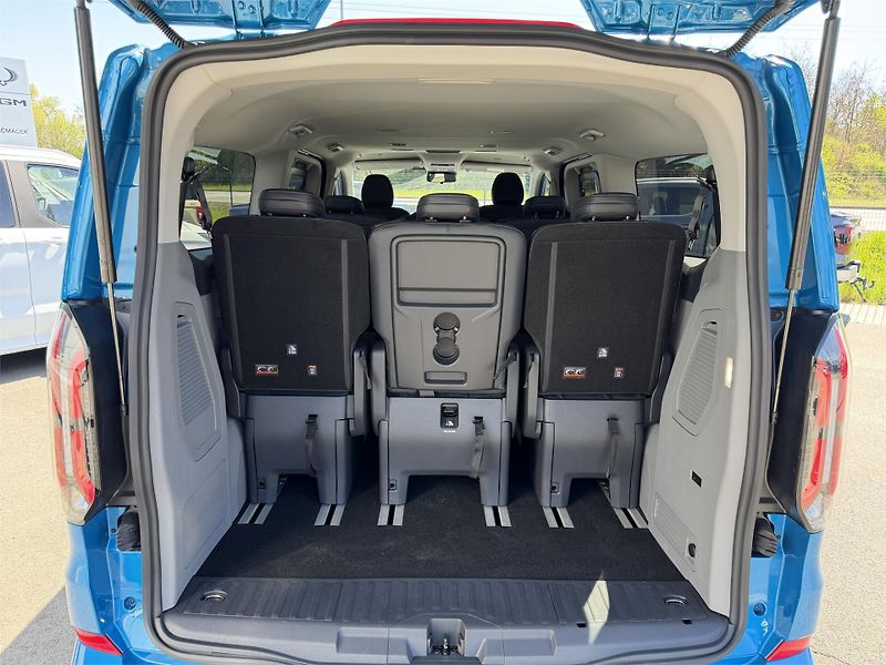 Ford Tourneo Custom (2025) Titanium X L2, Tourneo, 2.0 Ec - fotka 12 z 22