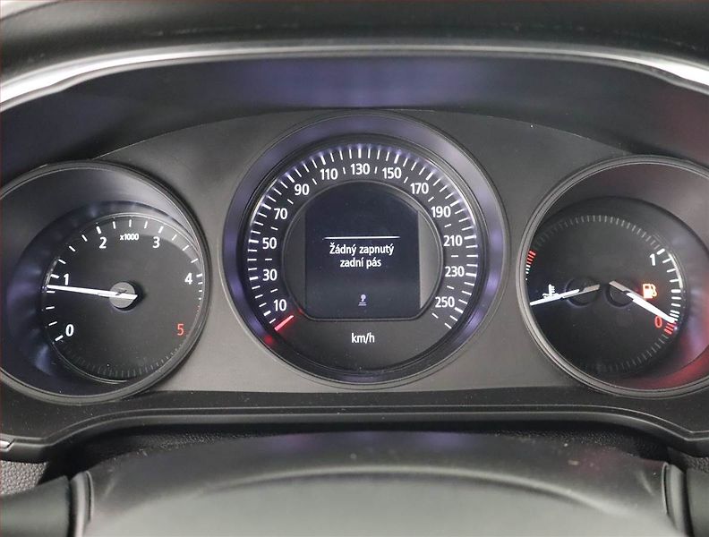 Renault Mégane (2020) 1.5 Blue dCi, Tempomat - fotka 11 z 19
