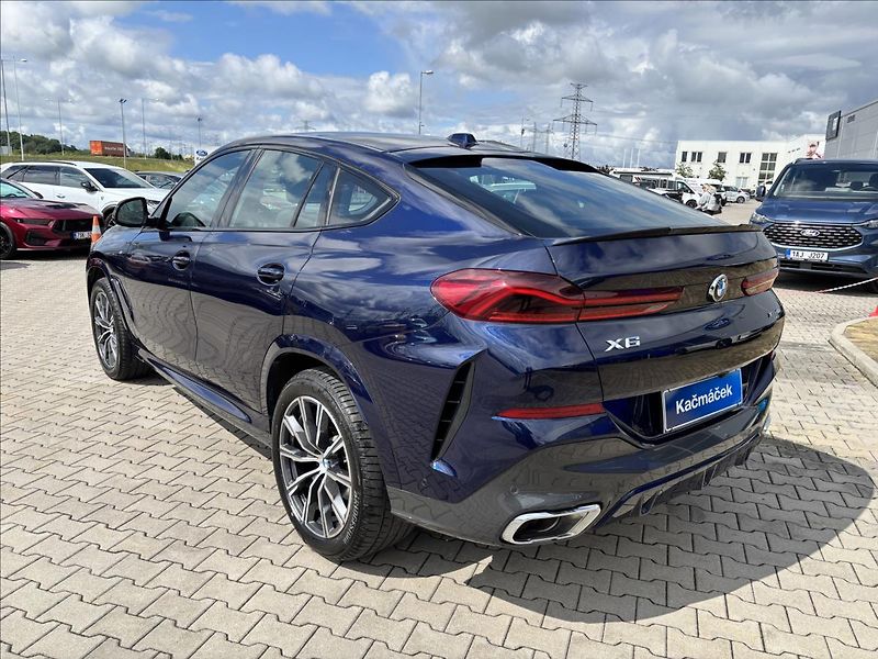 BMW X6 3,0 40i 280kW M-Sport xDrive - fotka 3 z 46