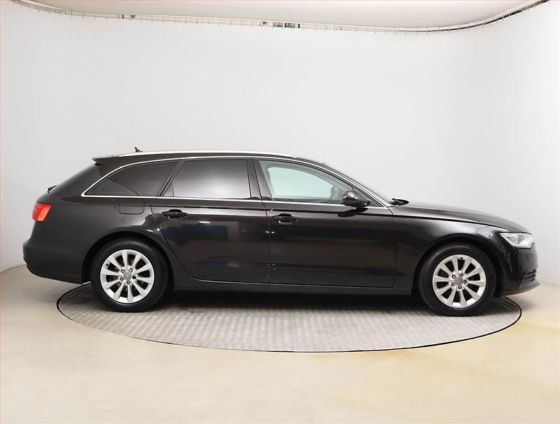 Audi A6 (2012) 2.0 TDI, Serv.kniha, Kůže - fotka 6 z 21