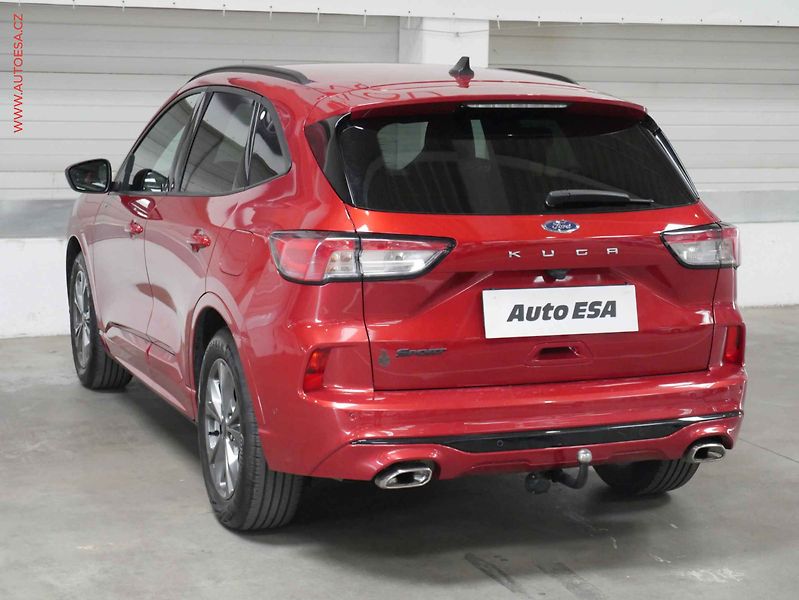 Ford Kuga (2023) 1.5 EB, ČR, servis.kniha, LED - fotka 4 z 21