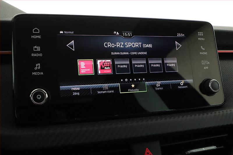 Škoda Kamiq (2026) 1.5 TSI, MONTE CARLO, AUTOMAT - fotka 16 z 20