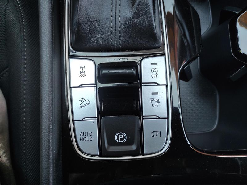 Hyundai Tucson 1,6T-GDi Hev,SMART, 4x4, AT - fotka 21 z 51
