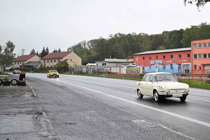 Michal Kerner si během pandemie covid-19 a lockdownů pěkně opravoval trabanta. Dnes spolu s manželkou Lenkou mohou hrdě objíždět srazy veteránů, kde vzbuzují zaslouženou pozornost.