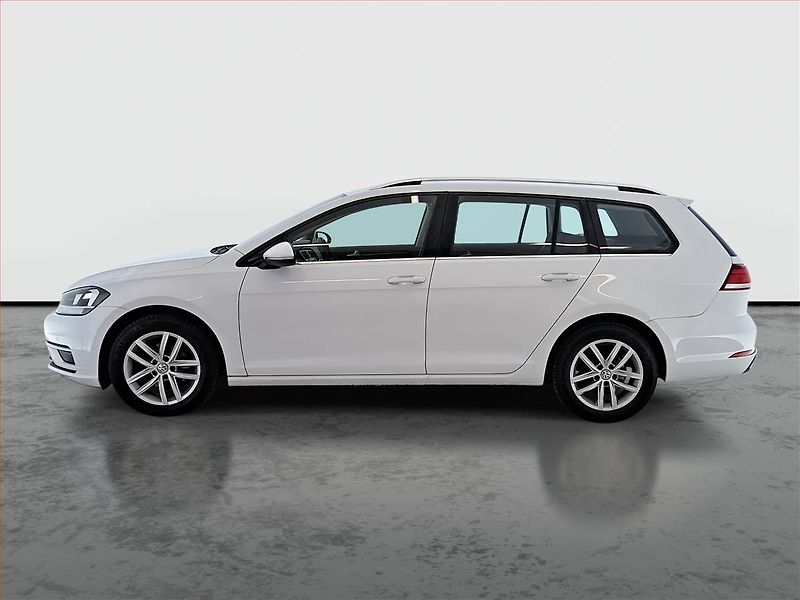 Volkswagen Golf (2017) Comfortline 1.6 TDI, Automat - fotka 3 z 28