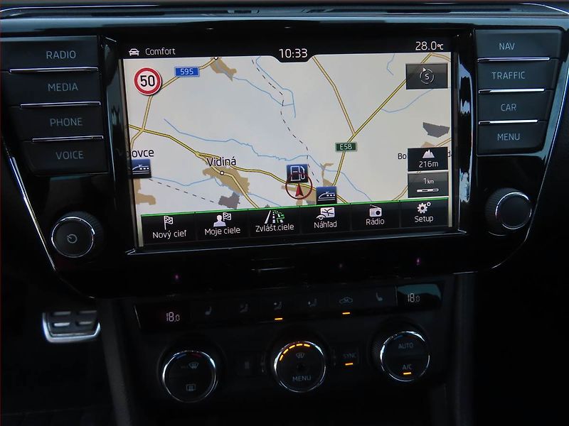 Škoda Superb (2016) 2.0 TSI, 4X4, Automat, Navi - fotka 19 z 28