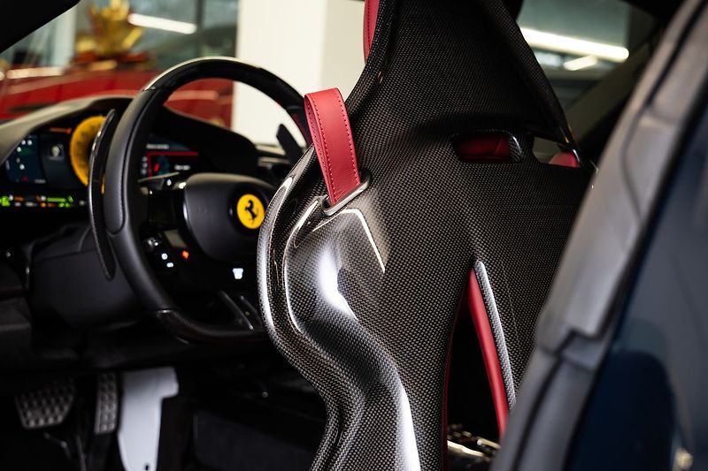 Ferrari SF90 Asseto Fiorano Karbo/JBL - fotka 8 z 26