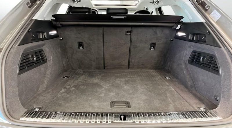 Audi Q8 e-tron 55 Q 360k Matrix Pano. Taž - fotka 8 z 21