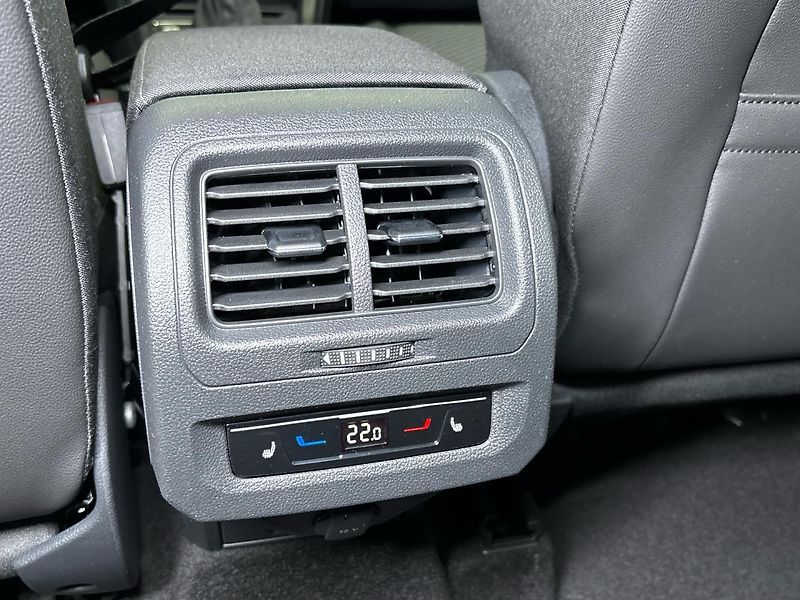 Volkswagen Touran (2026) MPV - fotka 22 z 30